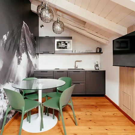 Coq En Pate Apartment Aosta